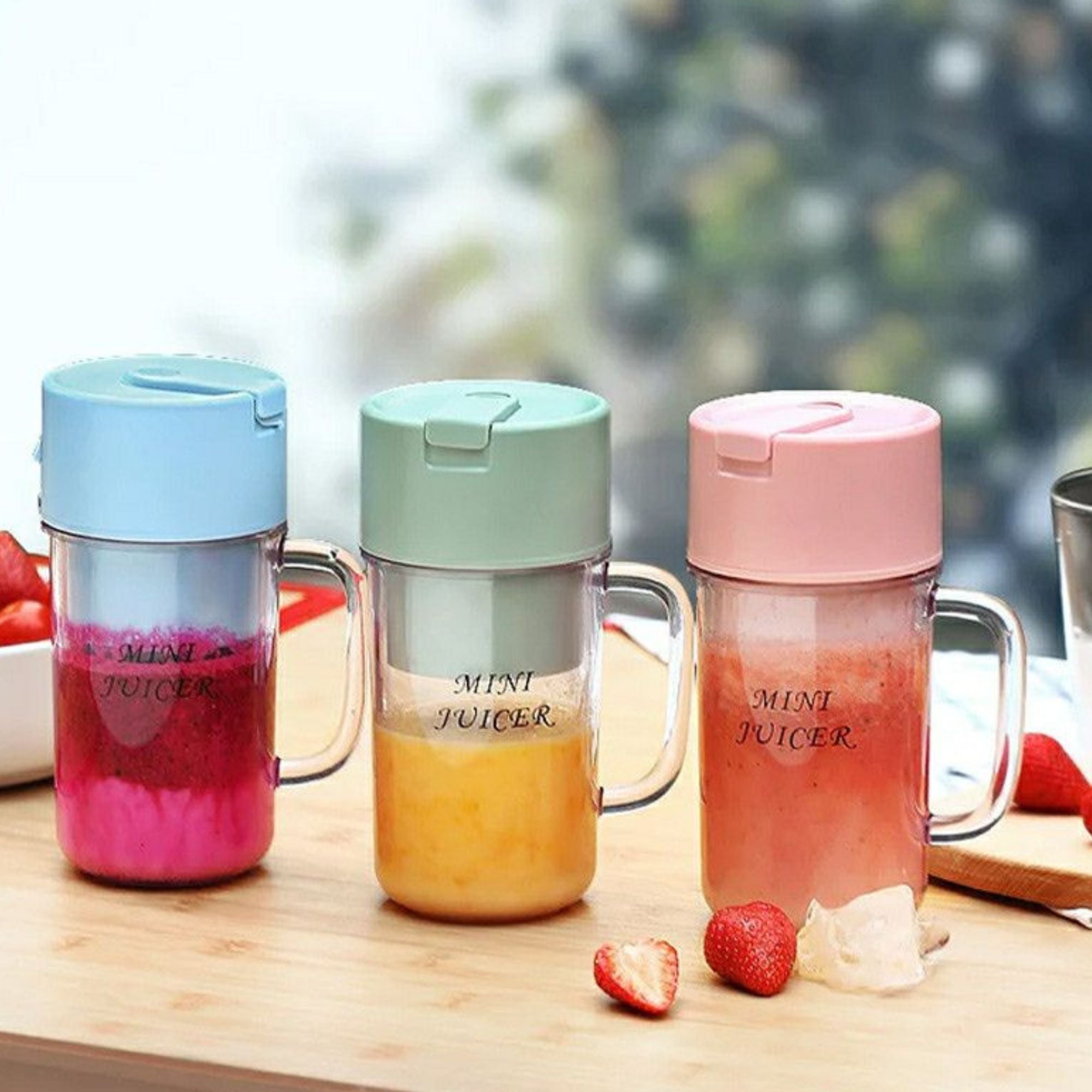 Portable Mini Juicer Blender Machine – USB Rechargeable, Straw Mug Bottle