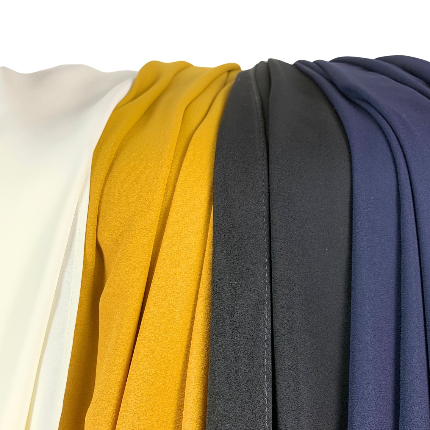 Korean Georgette Hijab – Black, Lightweight & Non-Slip | Premium Quality